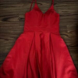 Women’s V-neck short length homecoming/formal dress